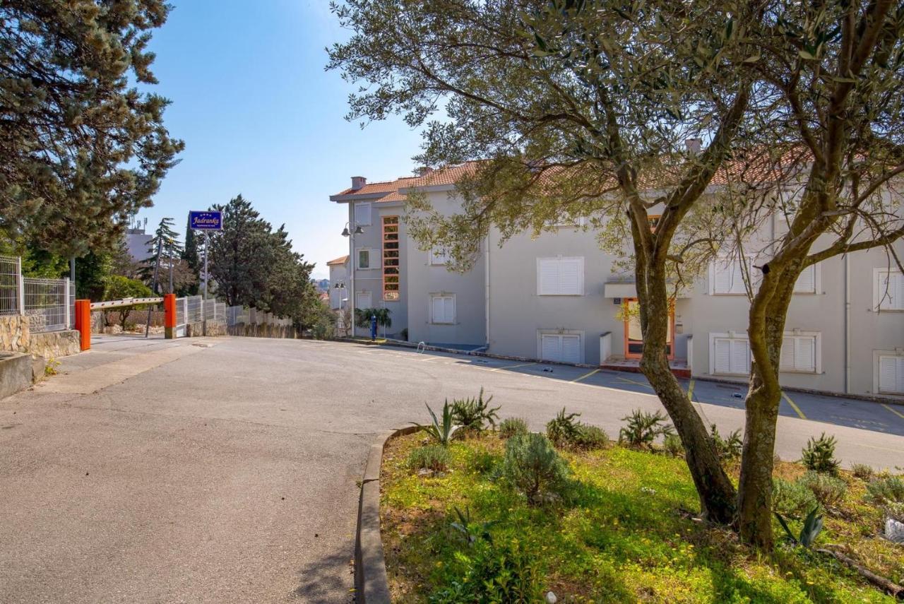 Luxury Studio Apartment Honeymoon Selce Exteriér fotografie